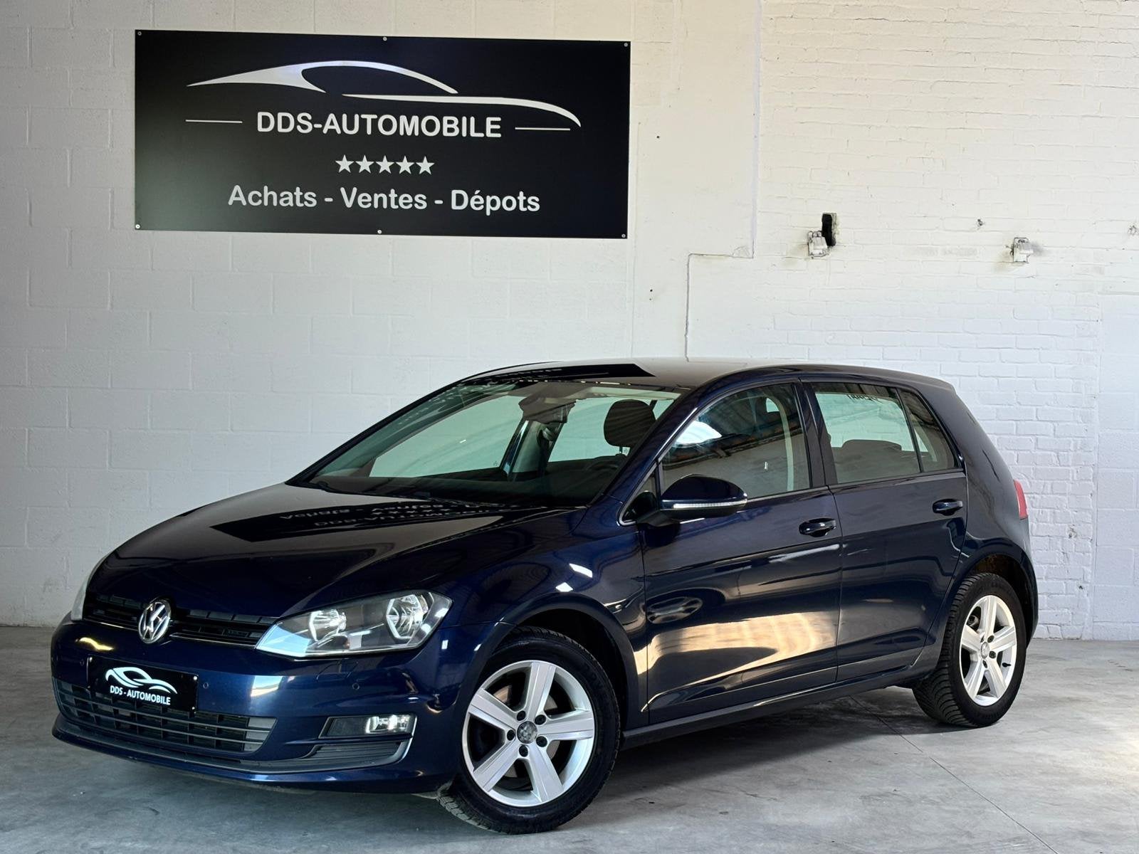 ***Volkswagen Golf Garantie 12 mois, Autos, 1197 cm³, Euro 5, Achat, 63 kW