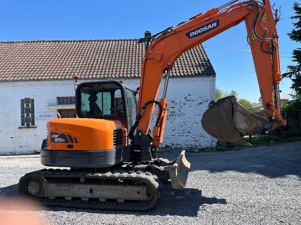 Grue DOOSAN DX 85 R-3, Articles professionnels, Enlèvement, Grue