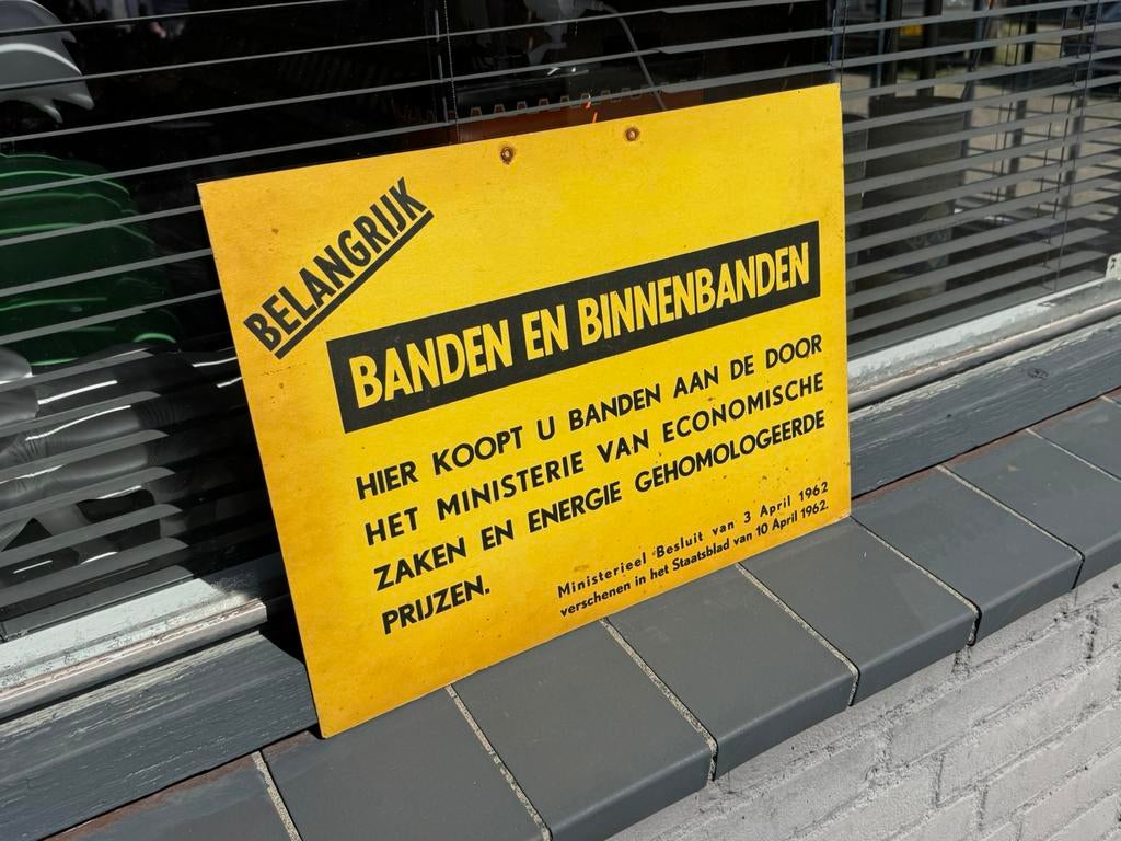 Oud Banden reclame bordje, Ophalen of Verzenden, Gebruikt, Reclamebord