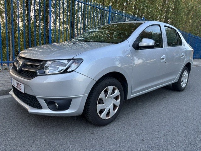 DACIA LOGAN 1.2i LAUREATE CLIM, Autos, Boîte manuelle, Logan, Tissu, 55 kW