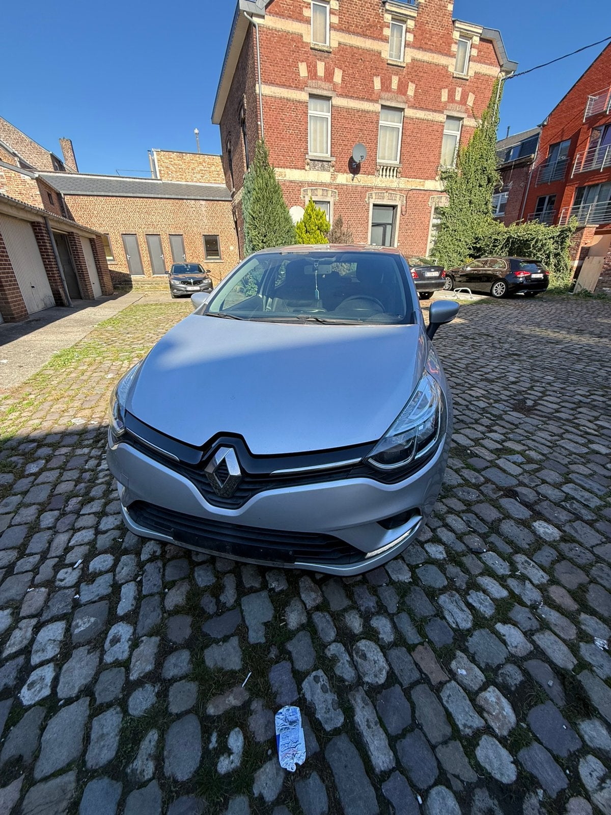 Renault Clio illimité 1.0 essence 2017, Autos, Argent ou Gris, Euro 6, Boîte manuelle, Noir