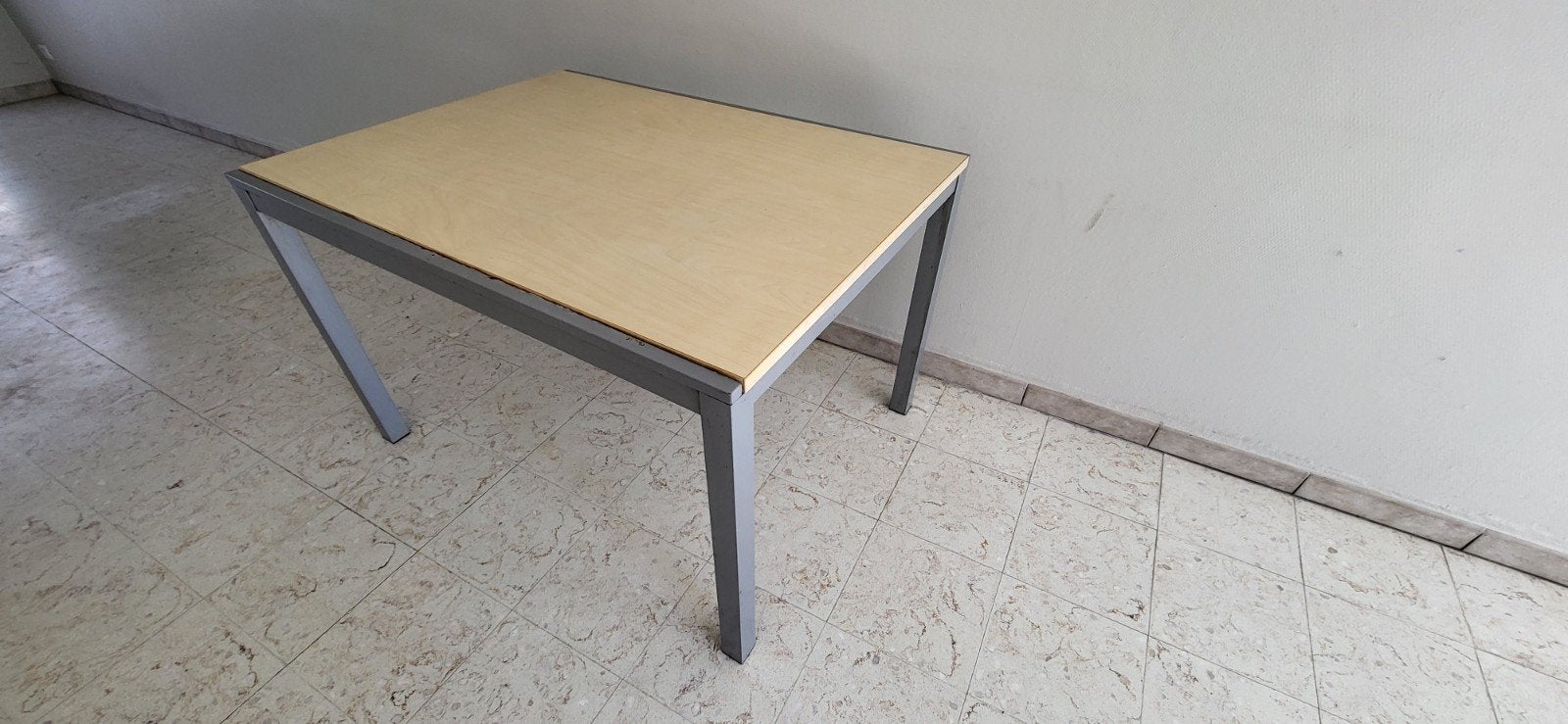 tafel gratis, Huis en Inrichting, Tafels | Eettafels, Ophalen
