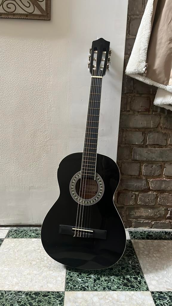Kindergitaar, Muziek en Instrumenten, Ophalen, Zo goed als nieuw