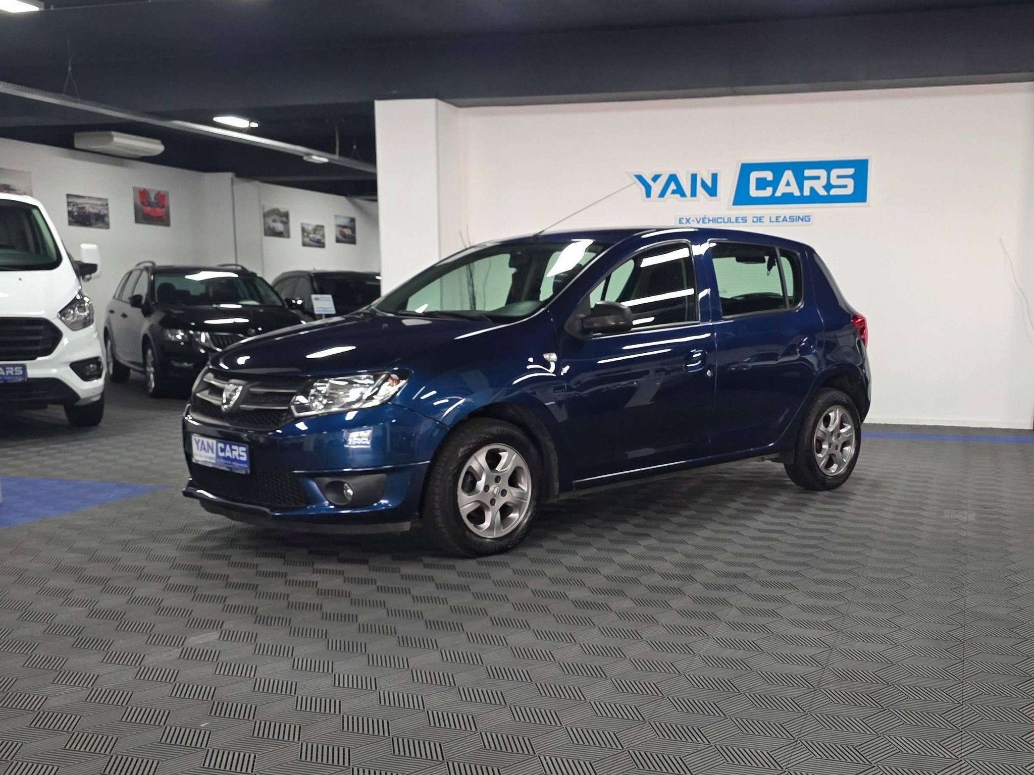 Dacia Sandero 1.5 dCi 75 · Navigation · Attache remorque, Autos, Euro 5, Achat, Entreprise, Boîte manuelle
