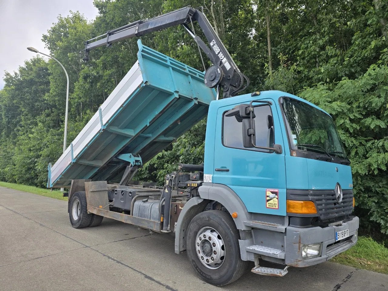 Mercedes-Benz Atego 1828 Kipper + Kraan, Autos, Euro 2, Achat, Entreprise, Boîte manuelle