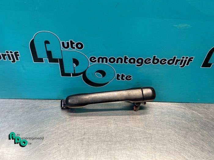 Poignée portière 4portes avant droite d'un Daihatsu Young, Daihatsu, -, 3 mois de garantie, Utilisé