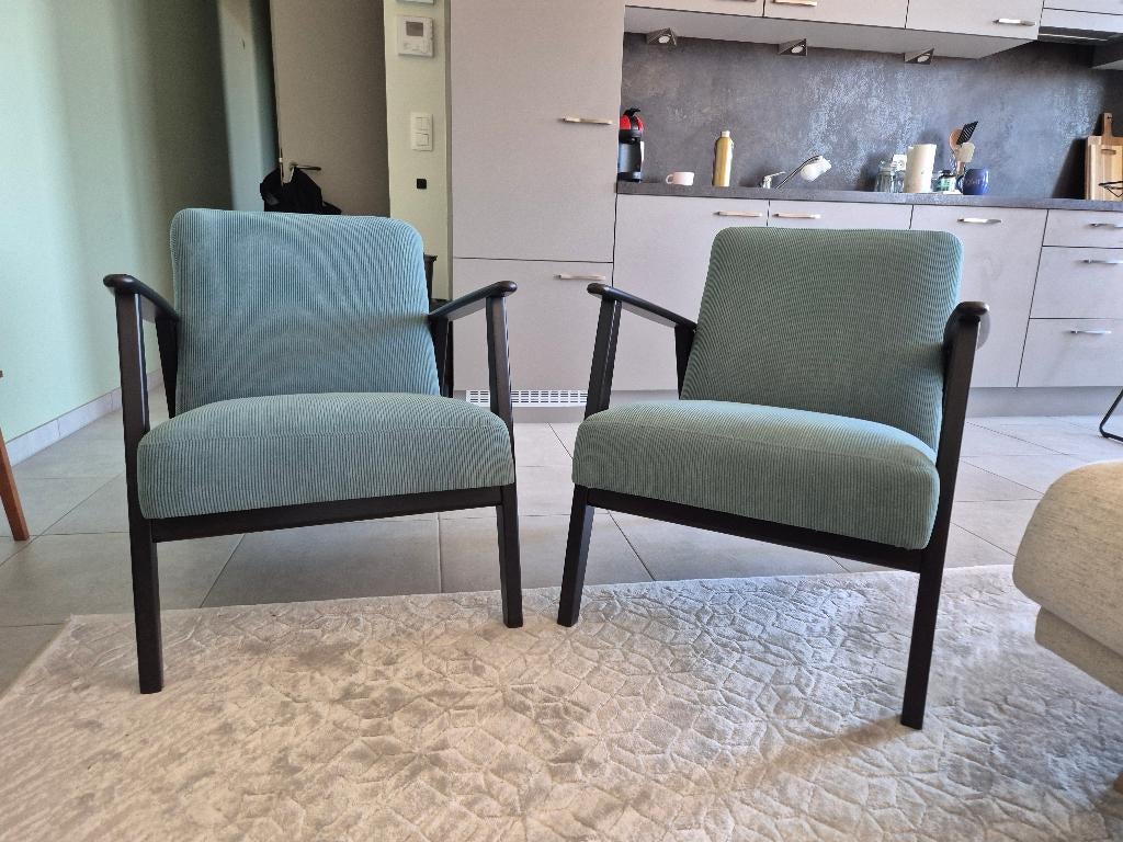 Moderne gestoffeerde stoelen (IKEA EKENÄSET), Ophalen, Zo goed als nieuw, Overige kleuren, Twee