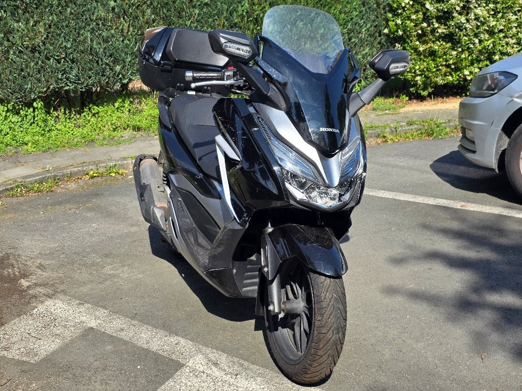 Honda Forza 300cc [2019], Motoren, Scooter, Particulier, Minimaal motorrijbewijs A2, Automaat