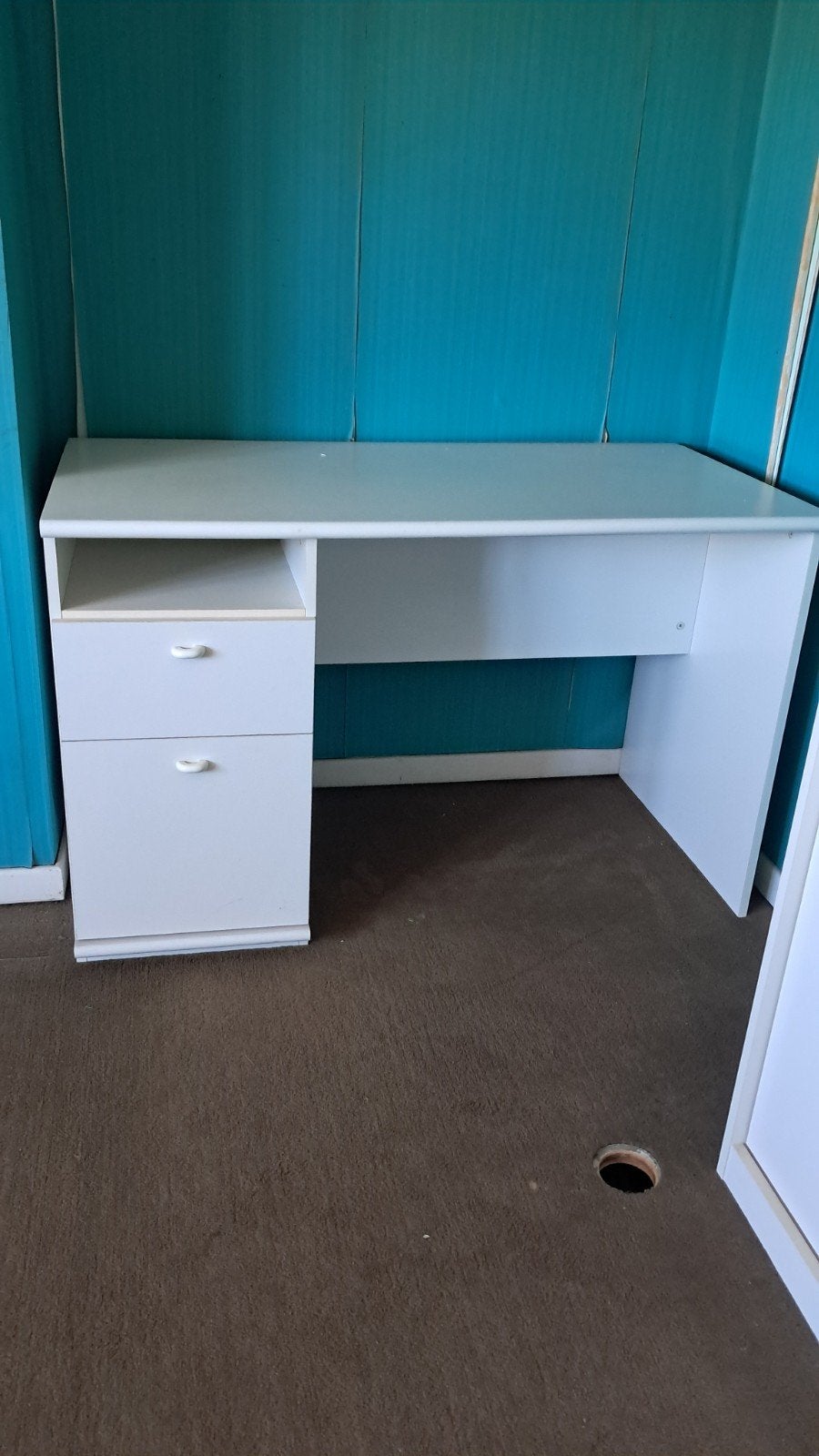 petit bureau pour etudiant, Enlèvement