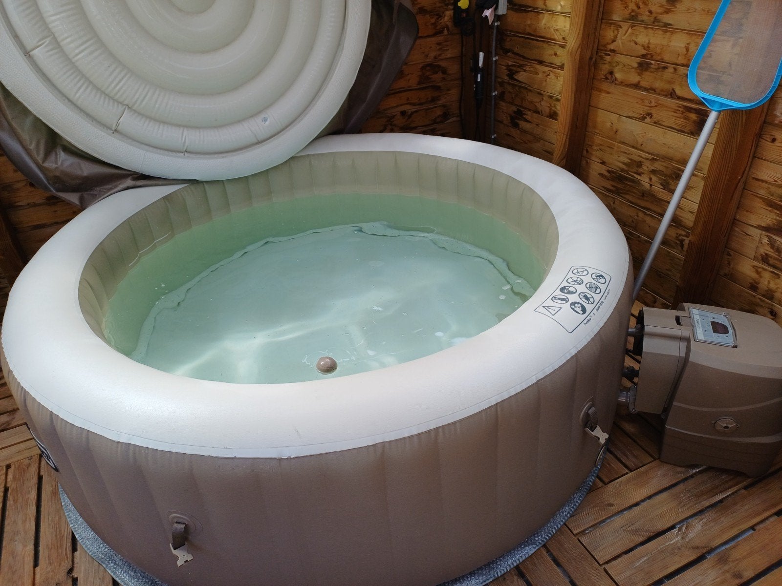 Te koop jacuzzi, Enlèvement, Comme neuf, Tapis de sol, Gonflable