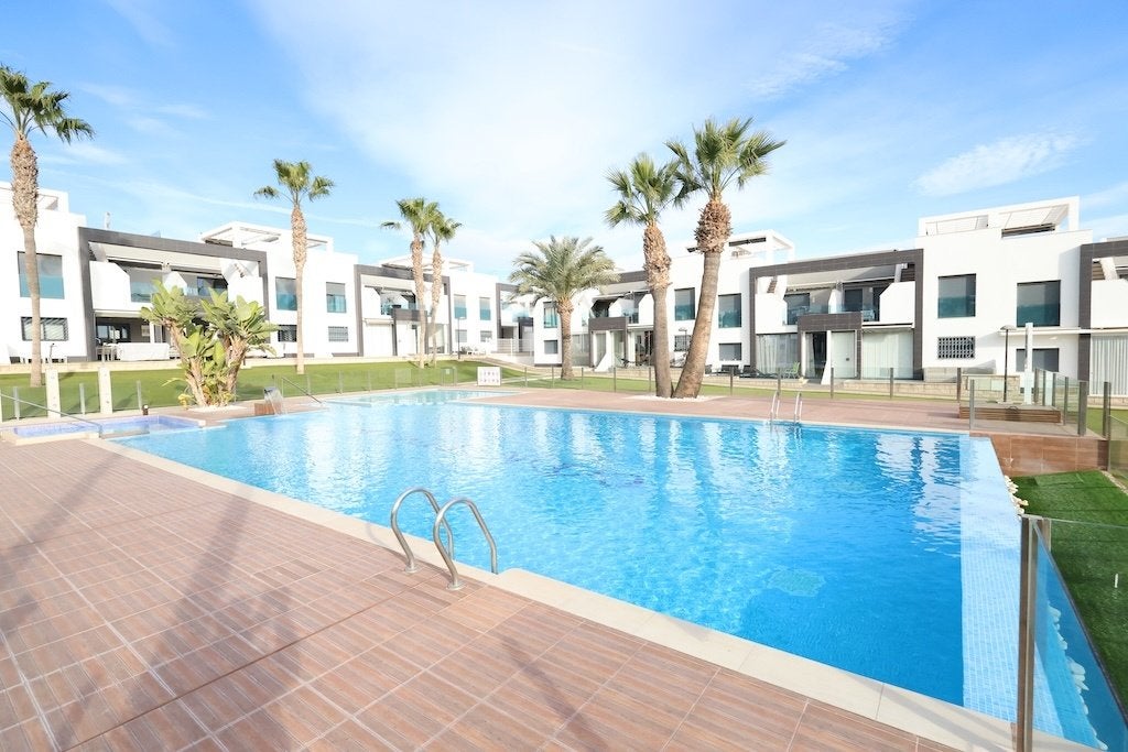 Moderne benedenwoning/ La Zenia Boulevard, Immo, Buitenland, Spanje, 2 kamers, Playa Flamenca, 70 m²