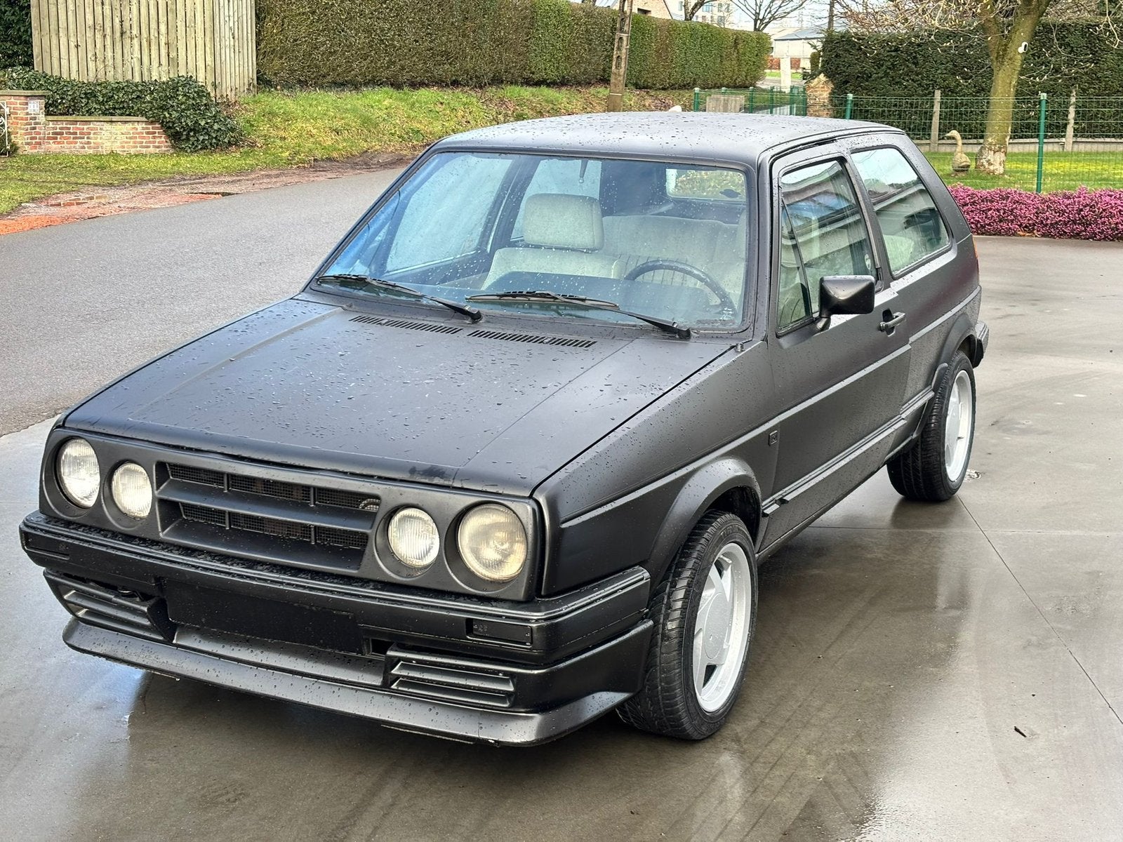 Golf 2 met 174 oookm jaar 1985 benzine 1.3, Auto's, Stof, Beige, 4 cilinders, Zwart