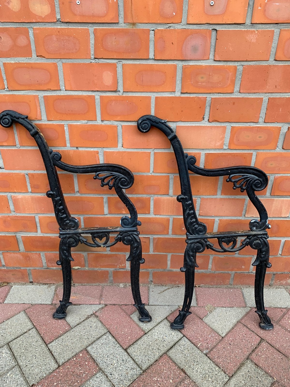 Oude zware fonte vol metalen tuinbank zijkanten, Enlèvement ou Envoi, Comme neuf