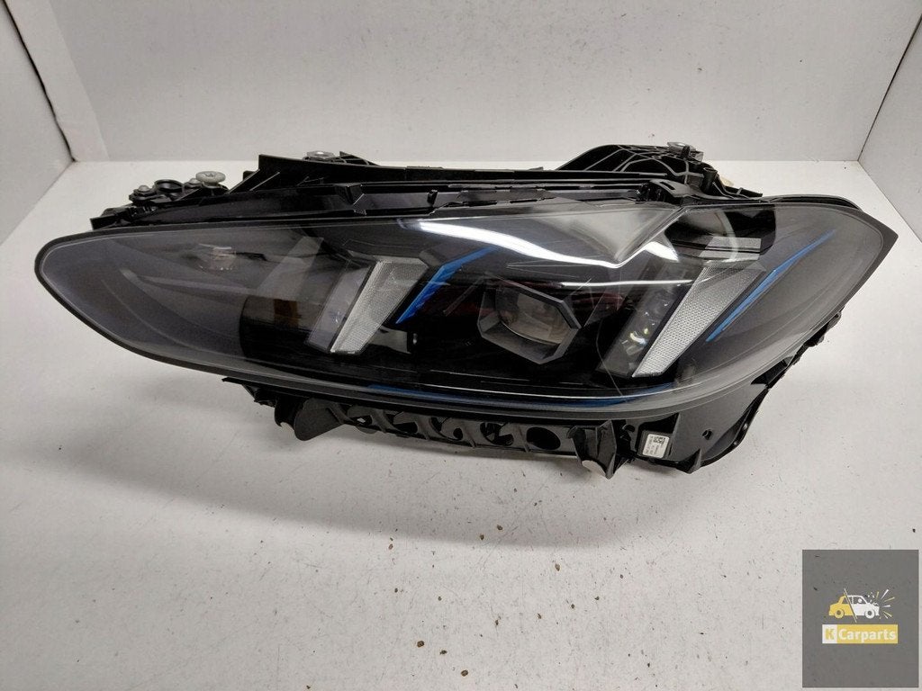 5A3B313, BMW G22 G23 G26 Lift Volledig Led Blauw Links Lamp, Auto-onderdelen, Petuelring 130
80788  Munich, DE, Gebruikt, Info@bmw.de