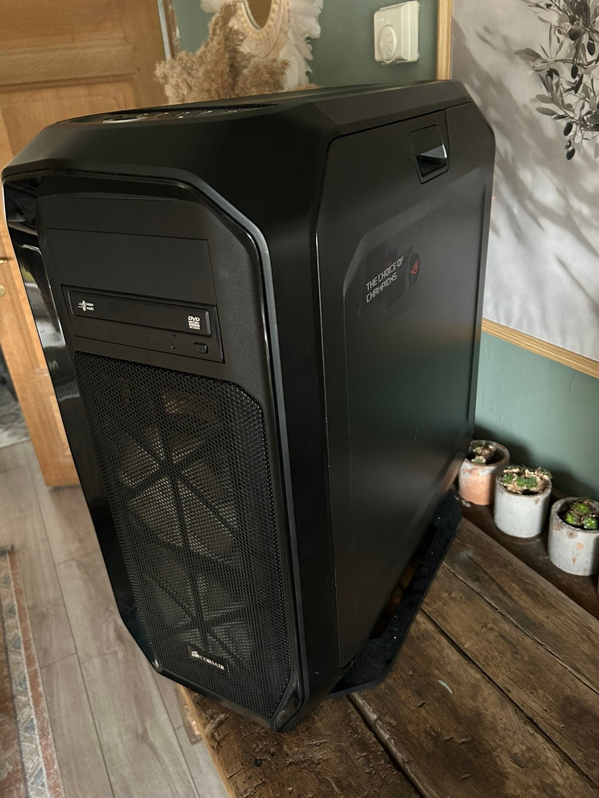 Tour vide corsair, Computers en Software, Computerbehuizingen, Ophalen, Zo goed als nieuw