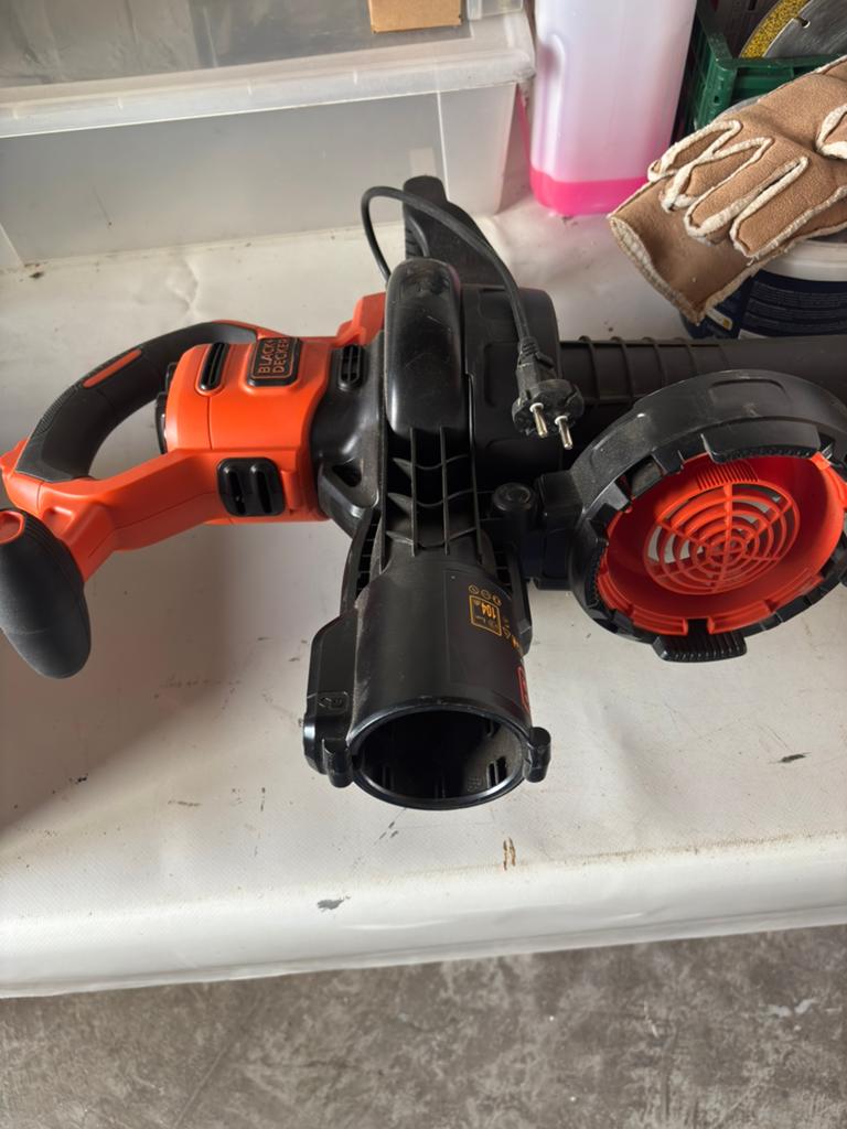 Black Decker bladblazer, Doe-het-zelf en Bouw, Gereedschap | Schuurmachines, Ophalen, Zo goed als nieuw