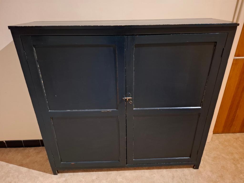 Ancien meuble de rangement / meuble d’atelier revisité noir, Inconnu, Inconnu, Inconnu