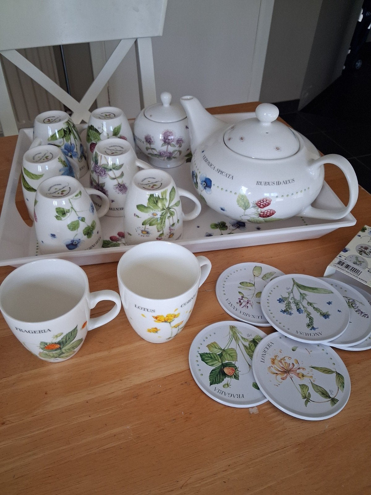 volledig theeservies, Marjolein Bastin, wildflowers, nieuw, Huis en Inrichting, Ophalen, Dienblad