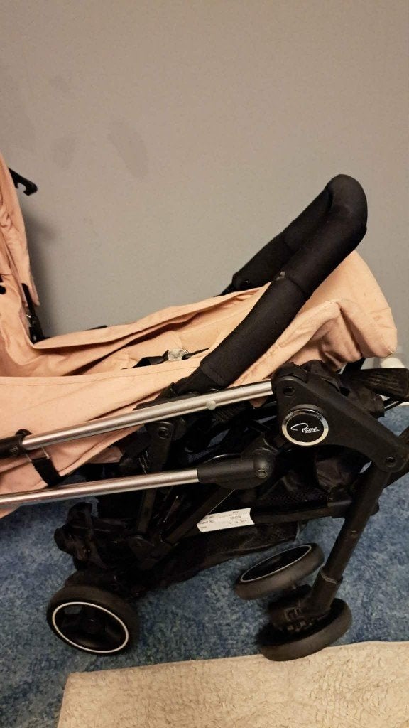 A vendre poussette compacte 40 Euros, Enlèvement, Comme neuf