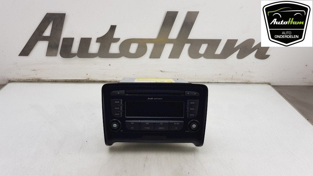 RADIO Audi TT (8J3) (|8J0035186Q|8J0057186QX|), Auto-onderdelen, Gebruikt, Audi