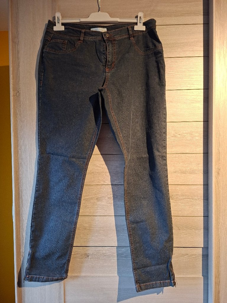 Jeansbroek Liberty Island maat 44, Blauw, Zo goed als nieuw, W33 - W36 (confectie 42/44), Liberty island