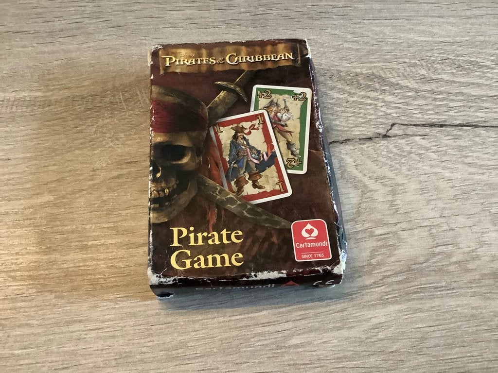 Jeu de cartes Disney Pirates des Caraïbes, 1 ou 2 joueurs, Enlèvement ou Envoi, Utilisé, Cartamundi