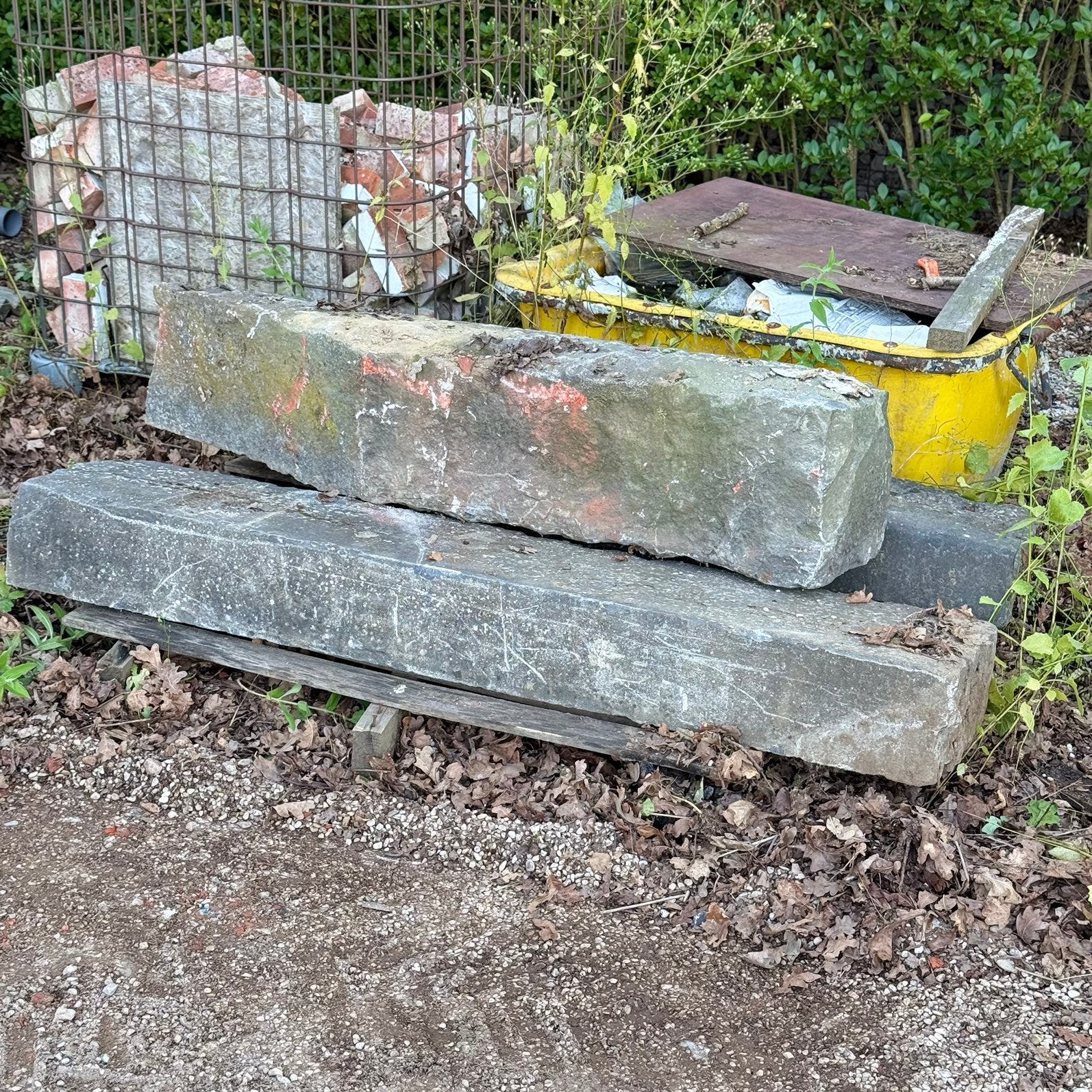 Lot oude arduin, Tuin en Terras, Bielzen en Borduren, Ophalen, Zo goed als nieuw