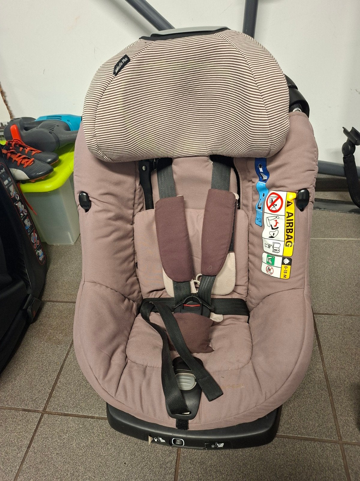 Maxi cosi axissfix, Enlèvement