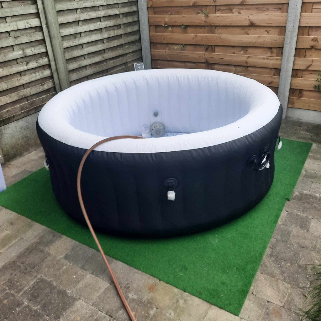 Lay-Z-Spa Miami AirJet 2-4 pers.IWinterhoes| Compleet pakket, Tuin en Terras, Ophalen, Zo goed als nieuw, Filter, Opblaasbaar