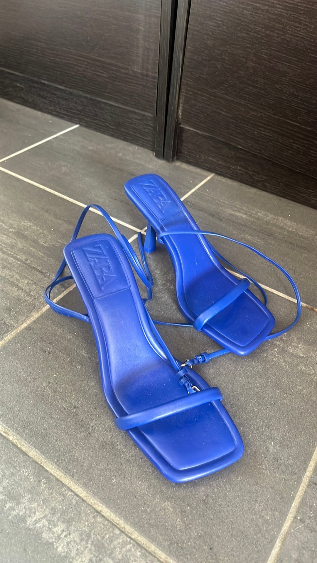 Pumps koningsblauw ., Ophalen, Pumps, Blauw, Zo goed als nieuw