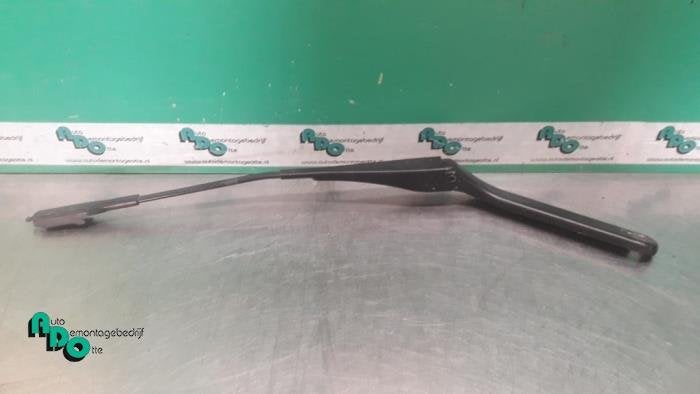 Bras essuie-glace avant d'un BMW 1-Serie (1-Serie 03-), -, 3 mois de garantie, Utilisé, -