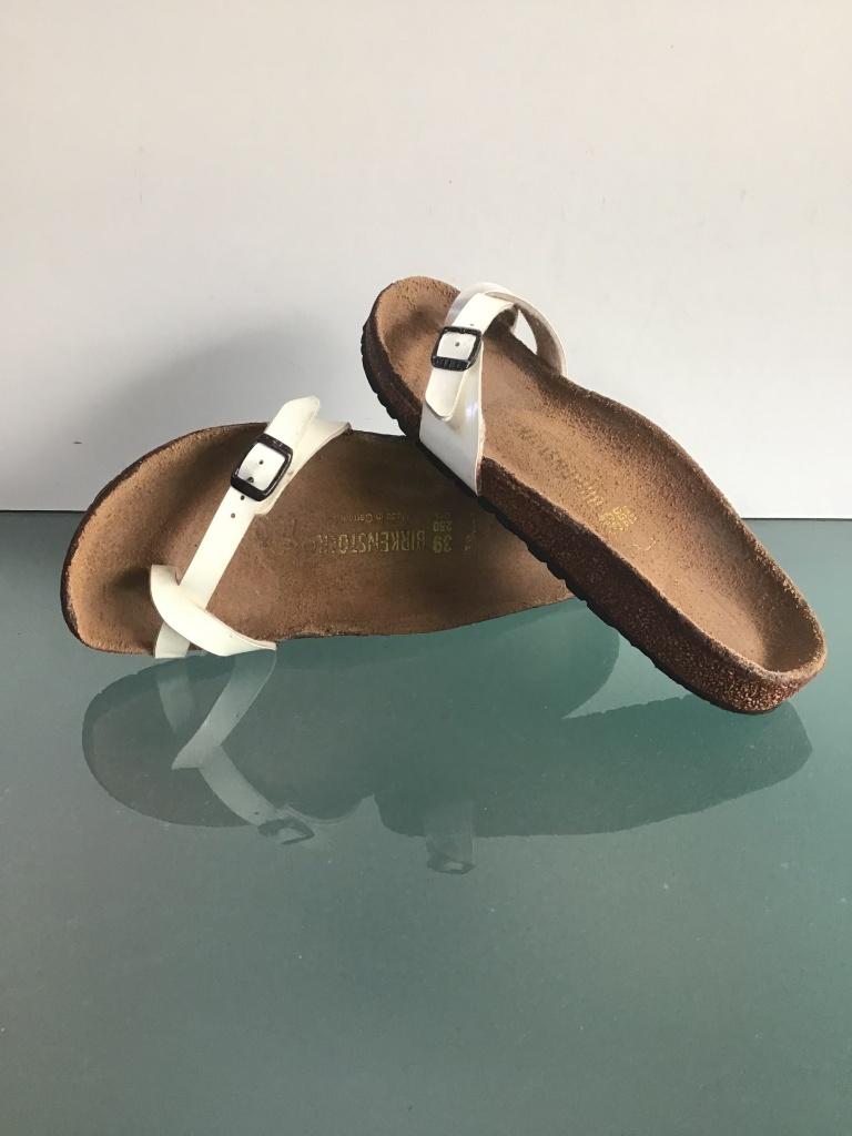 Birkenstock Piazza blanches 39 | Livraison gratuite, Vêtements | Femmes, Chaussures, Comme neuf, Sandales de bain, Blanc, Envoi