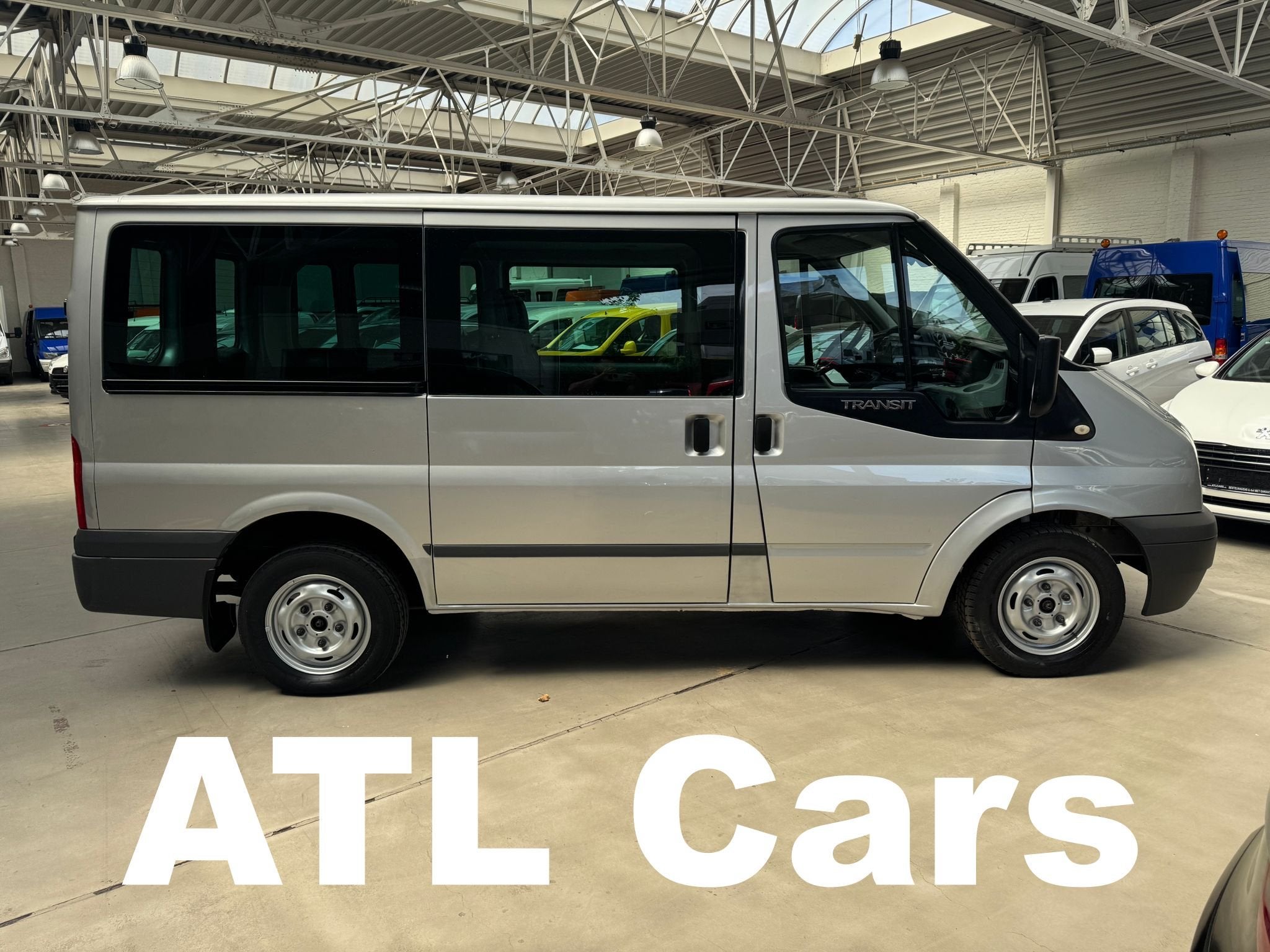 Ford Transit 2.2D | 8+1 ZITPL. | AIRCO | NAVI | EX OVERHEID, Auto's, Voorwielaandrijving, 4 deurs, Gebruikt, 63 kW