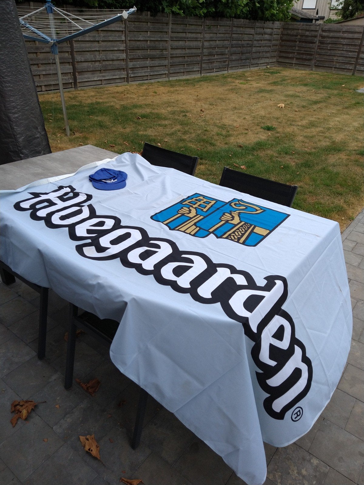 Mooie nieuwe vlag van Hoegaarden, Divers, Drapeaux & Banderoles, Enlèvement ou Envoi