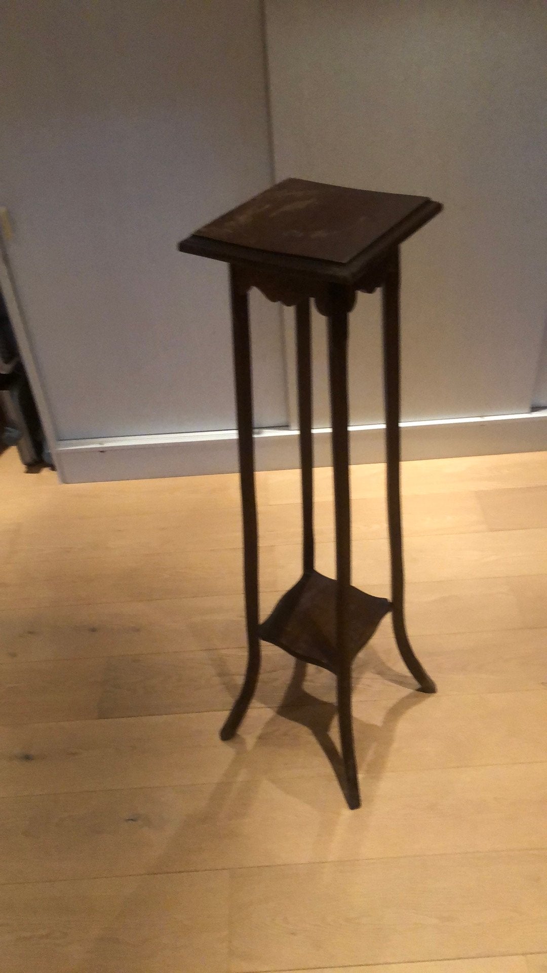 Pidestal, Enlèvement, Utilisé