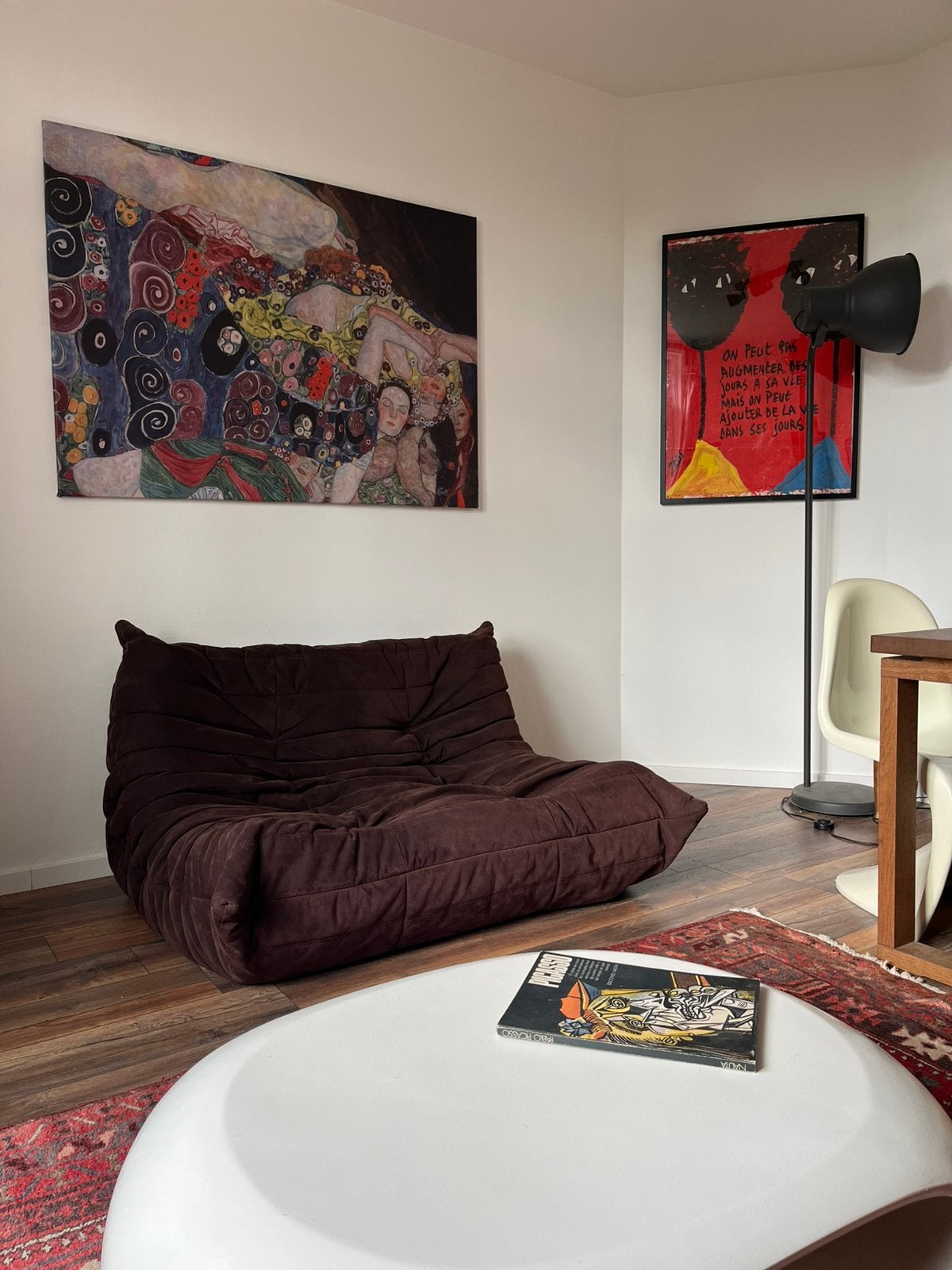 Authentieke Togo Ligne Roset chocoladebank met alcantara, Huis en Inrichting, Ophalen, Gebruikt, Design français, Tweepersoons