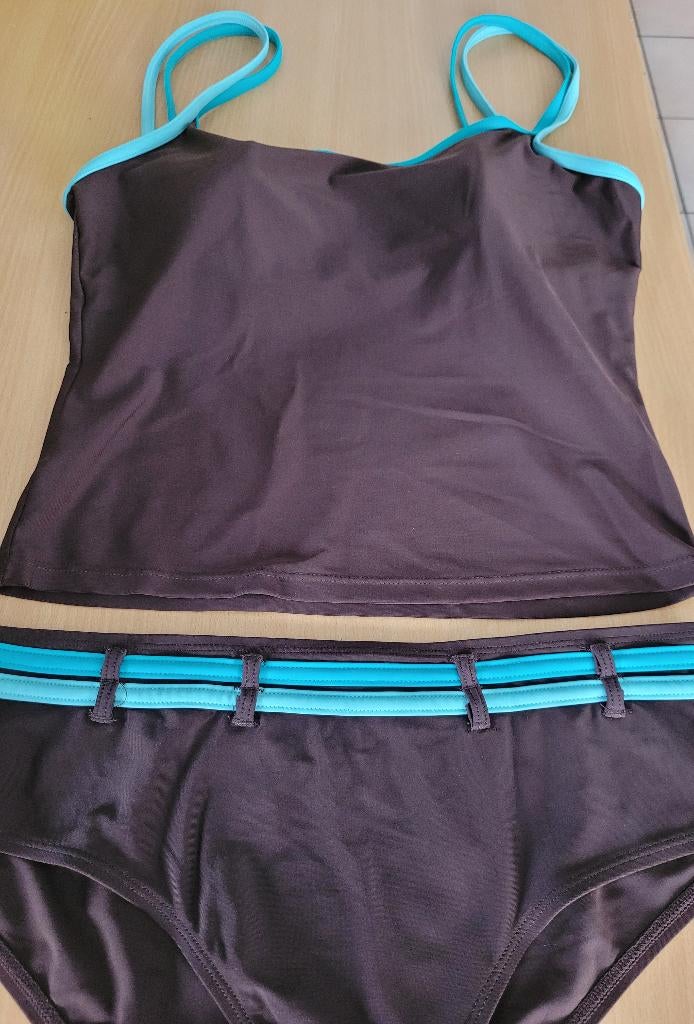 MAILLOT 2 PIECES, Enlèvement ou Envoi, Comme neuf, Brun, Maillot de bain