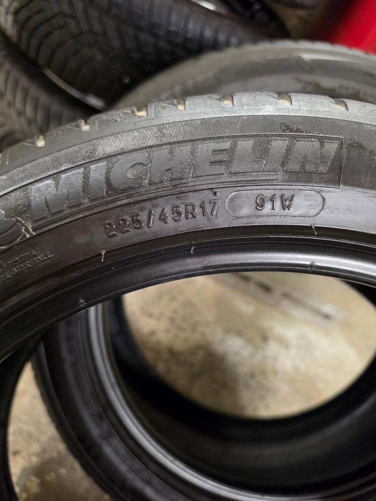 2 x Michelin Primacy 3 225/45R17 Buitenband, Auto-onderdelen, Banden en Velgen, Ophalen, Gebruikt, 17 inch, Band(en)