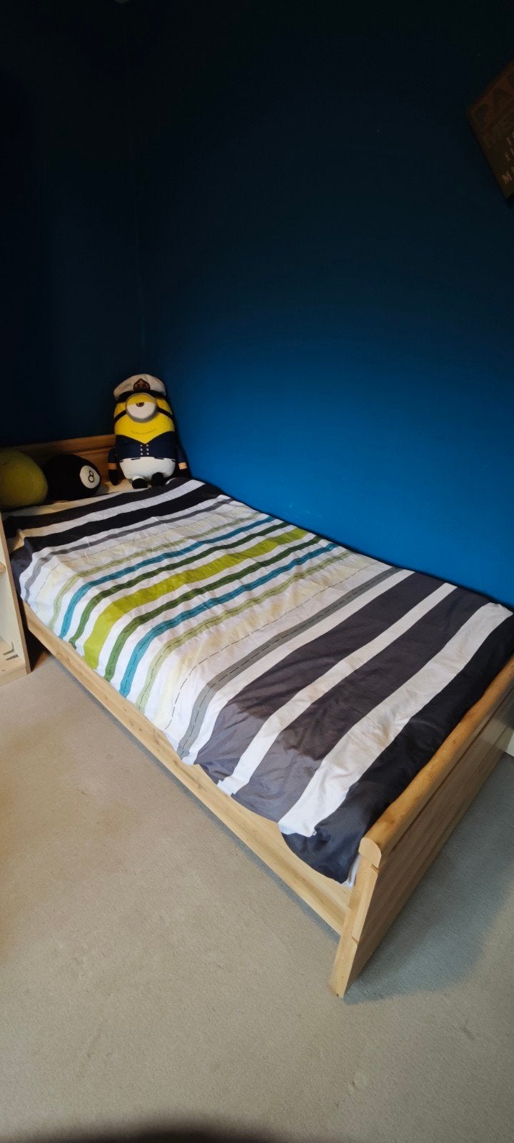 Massief houten 1pers bed. Verstelbaar, Huis en Inrichting, Slaapkamer | Bedden, Ophalen, Eenpersoons, Bruin, 210 cm
