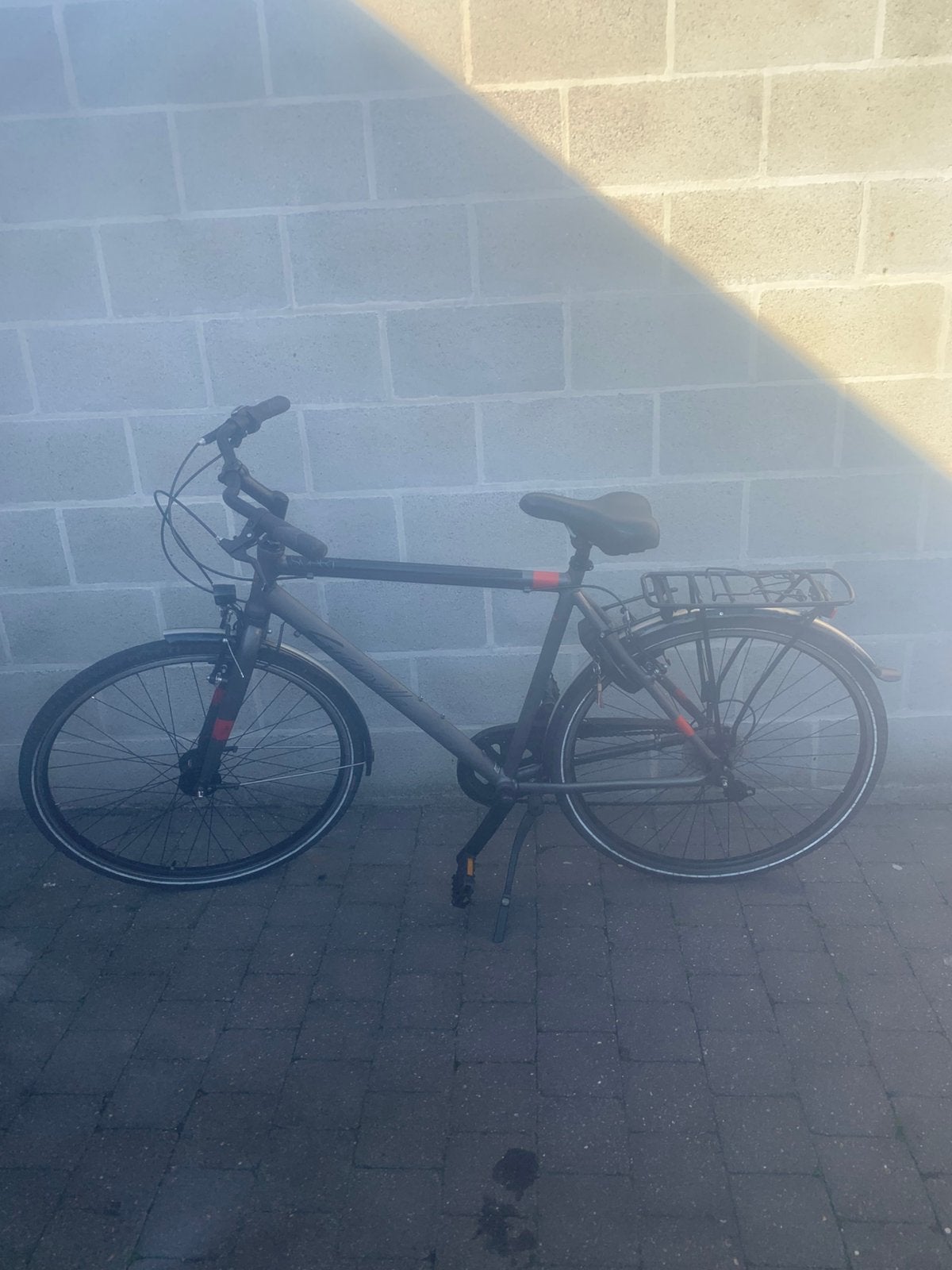 Herenfiets Granville te koop – volledig in orde en rijklaar, Fietsen en Brommers, Fietsaccessoires | Fietsenrekken, Zo goed als nieuw