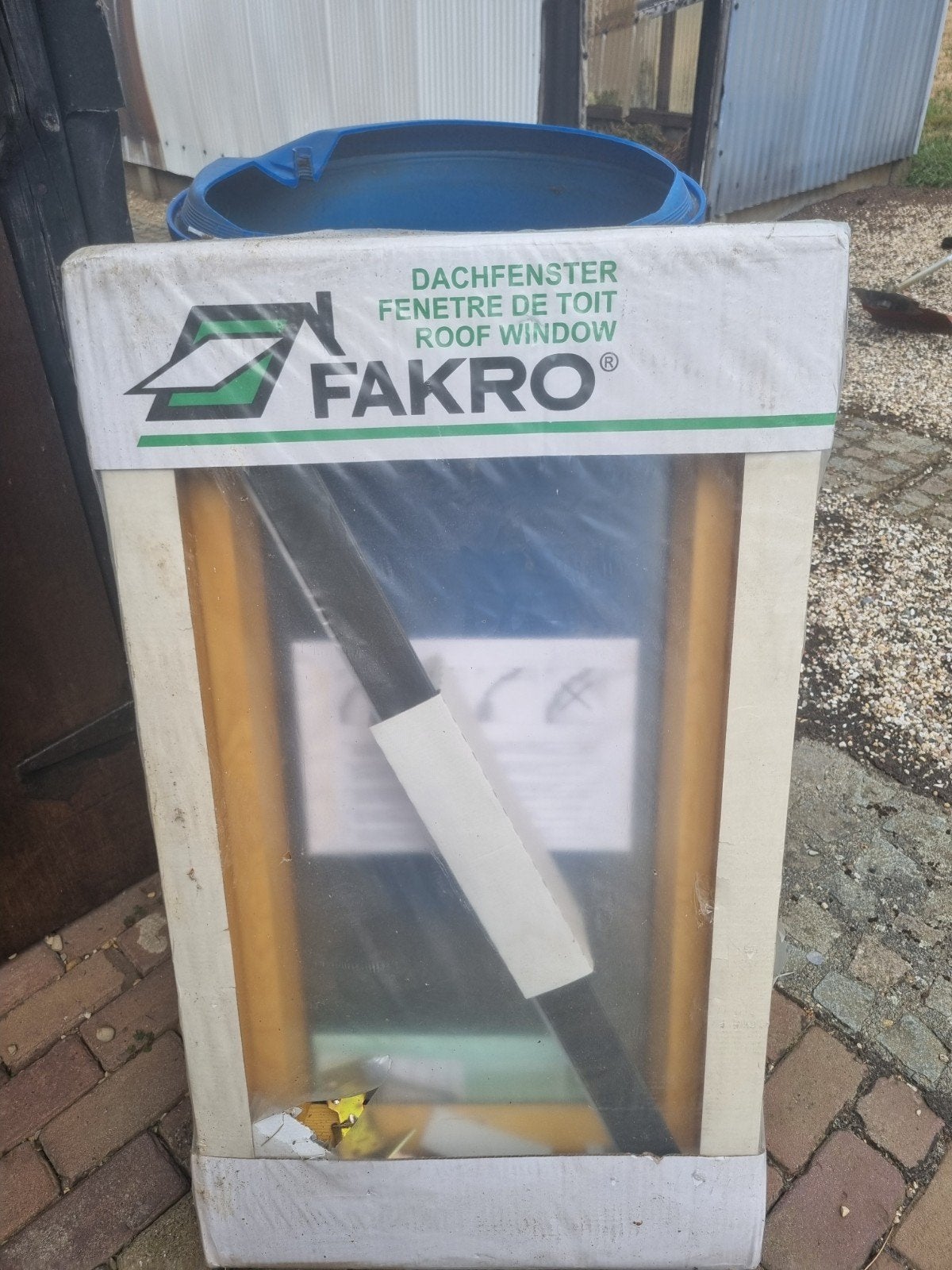 Dakvensters fakro, Ophalen