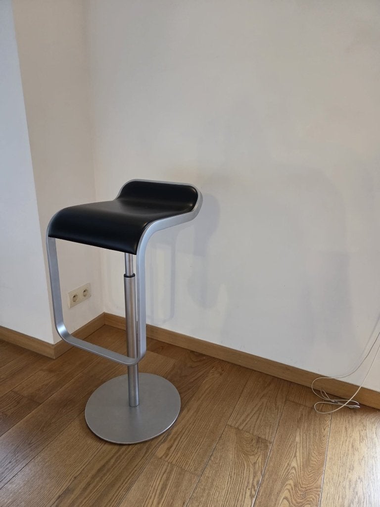 3x Tabourets de bar noir design Shin & Tomoko Azumi, Maison & Meubles, Enlèvement, Comme neuf, Cuir, Réglable en hauteur