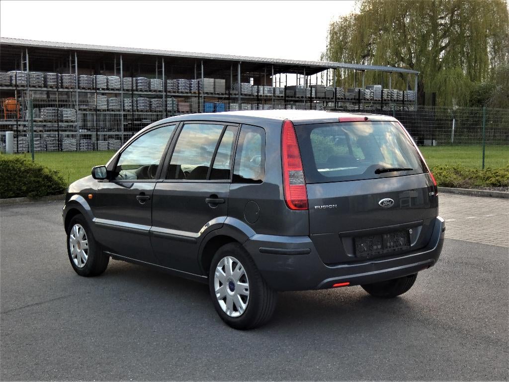 Ford Fusion 1.4 TDCI avec climatisation ! 192dkm 1Er Main !, Autos, Argent ou Gris, Achat, Boîte manuelle, Noir