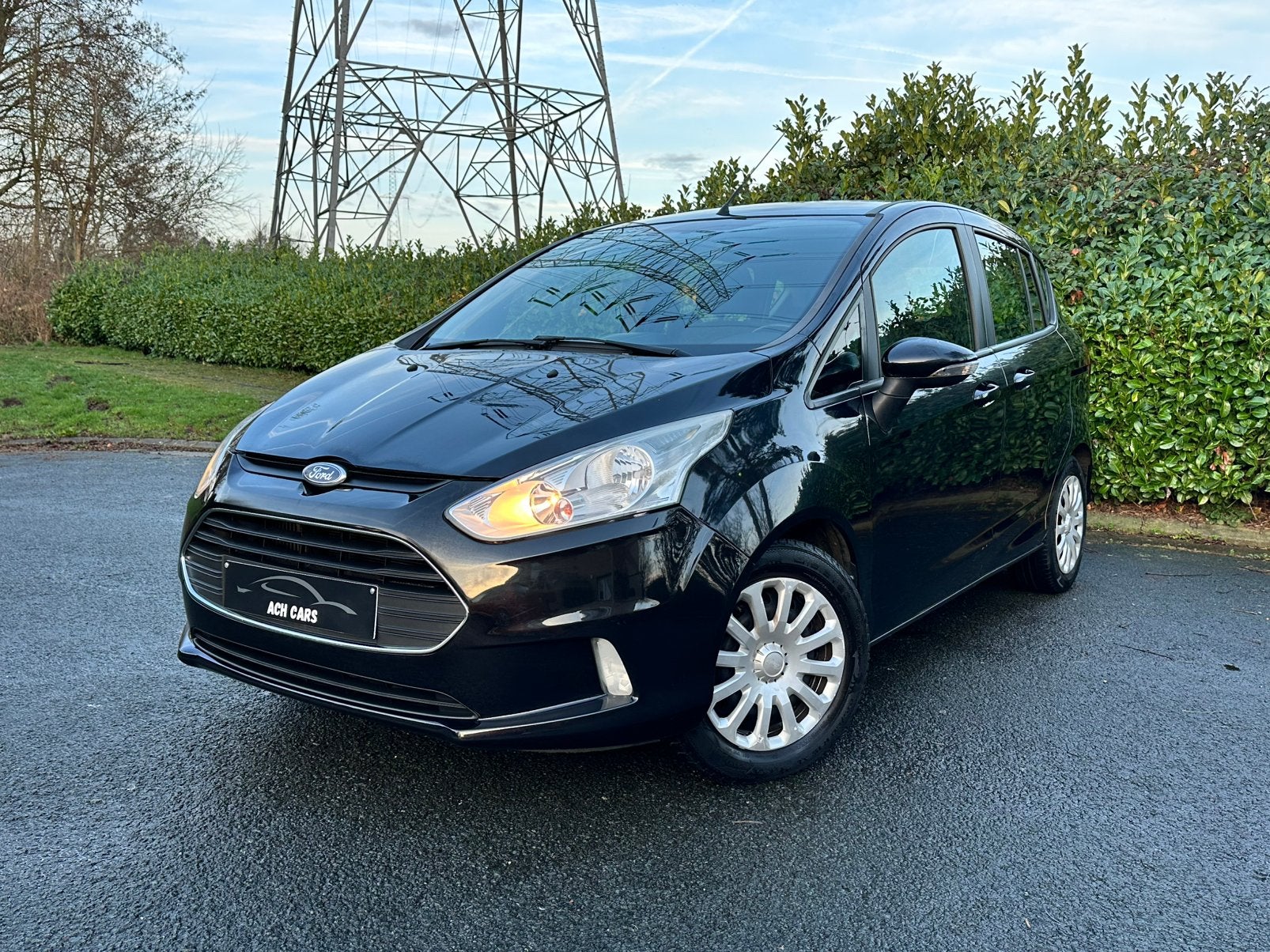 Ford B-Max 1.0 Benzine 2014 Euro 5b 160.000km Airco, Auto's, Voorwielaandrijving, Euro 5, Stof, Zwart