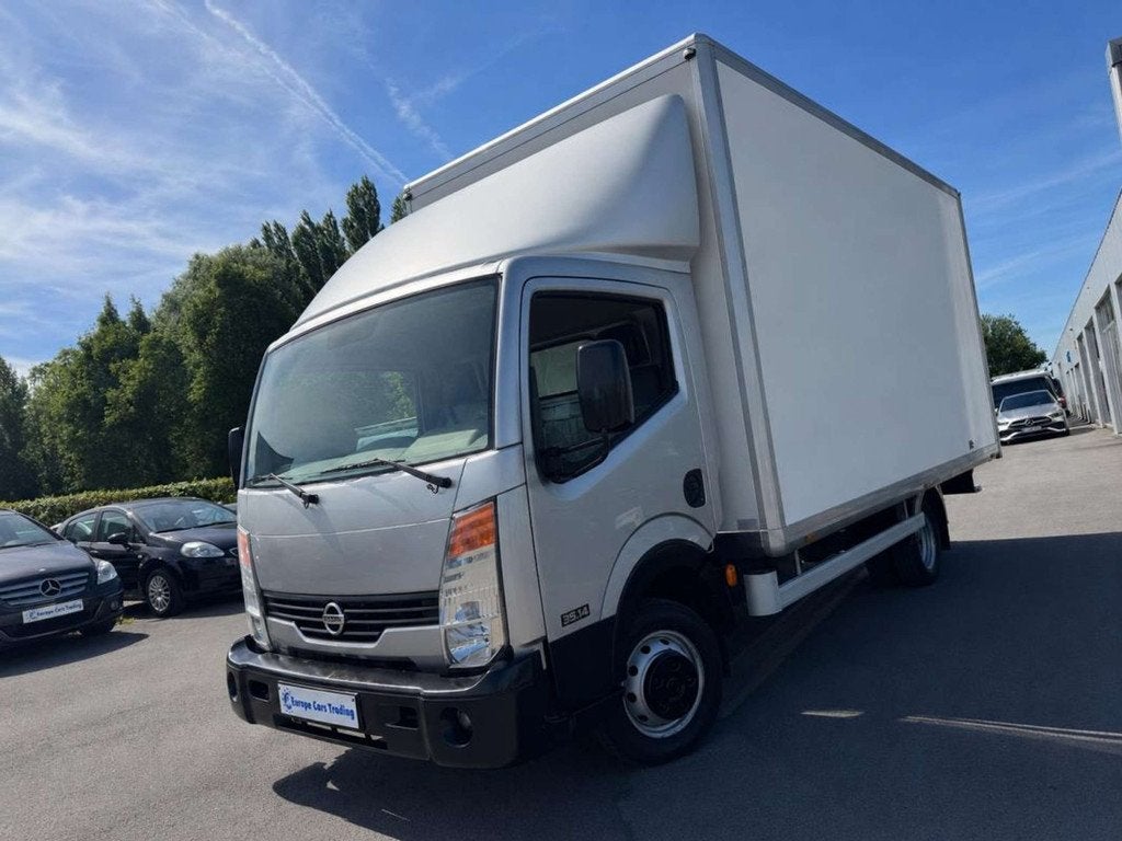 Nissan Cabstar 2.5DCI 136CH 1er MAIN CAISSE ALU 14867€HT T, 100 kW, Argent ou Gris, Achat, 4 portes