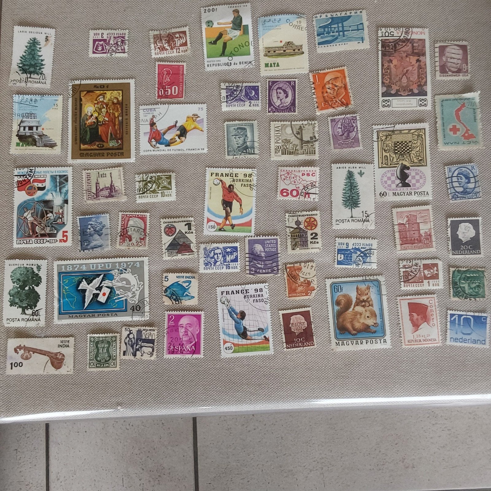 50 verschillende oude postzegels, Ophalen of Verzenden