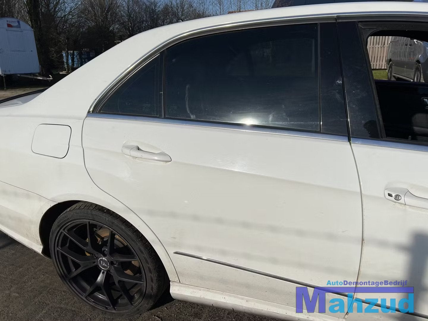 MERCEDES E KLASSE W212 wit 149 rechts achter deur 2009-2013, Mercedes-Benz AG, Mercedes-Benz, Utilisé, Mercedesstrasse 120
70372  Stuttgart, DE