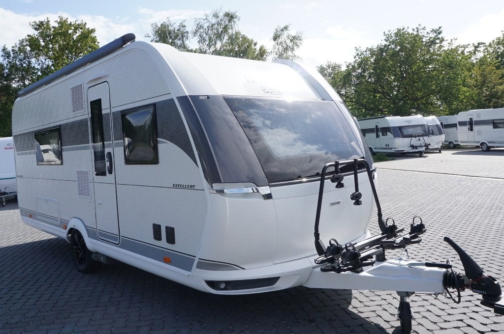 Nieuwe 4pers.Hobby Black line met mover, airco, BADKAMERCARA, Caravans en Kamperen, Hobby, Frans bed, Tot en met 4, Airco