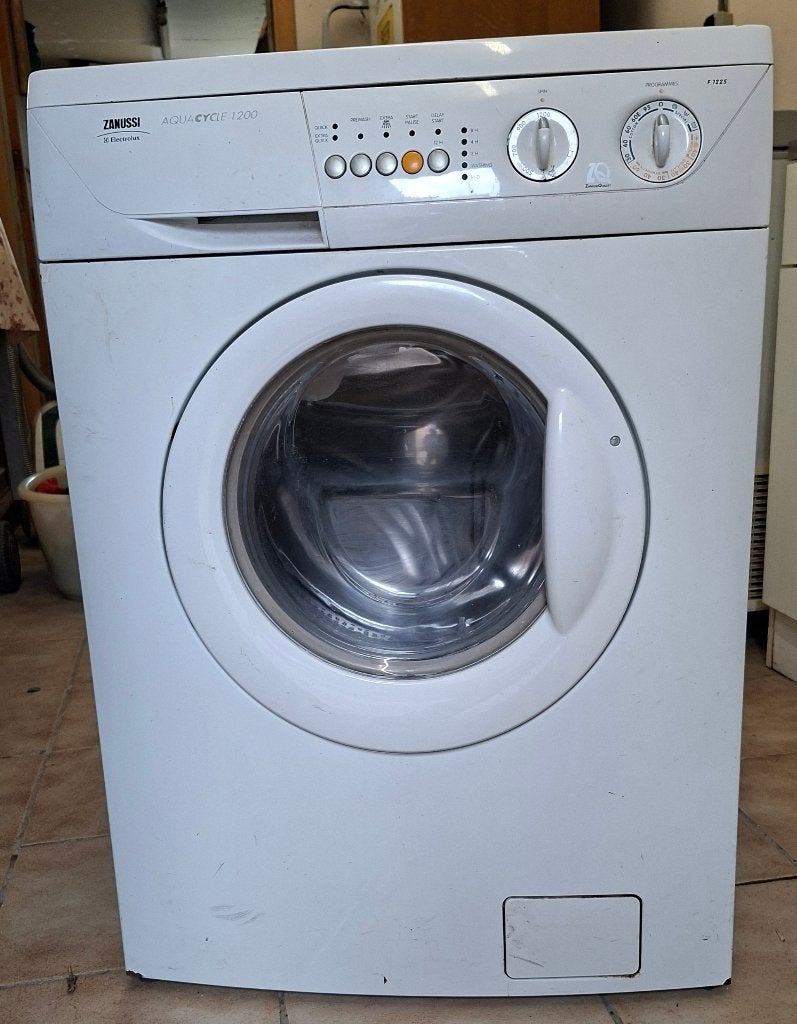 Lave Linge Zanussi (pour pièces), 4 à 6 kg, Enlèvement, Utilisé, Chargeur frontal