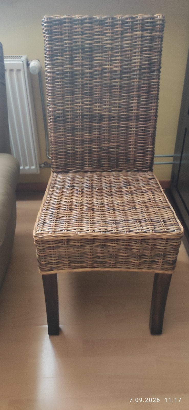 GRATIS. Tafel 90/160 + 4 stoelen vanwege verhuizing., Huis en Inrichting, Stoelen, Ophalen, Gebruikt, Bruin, Vier